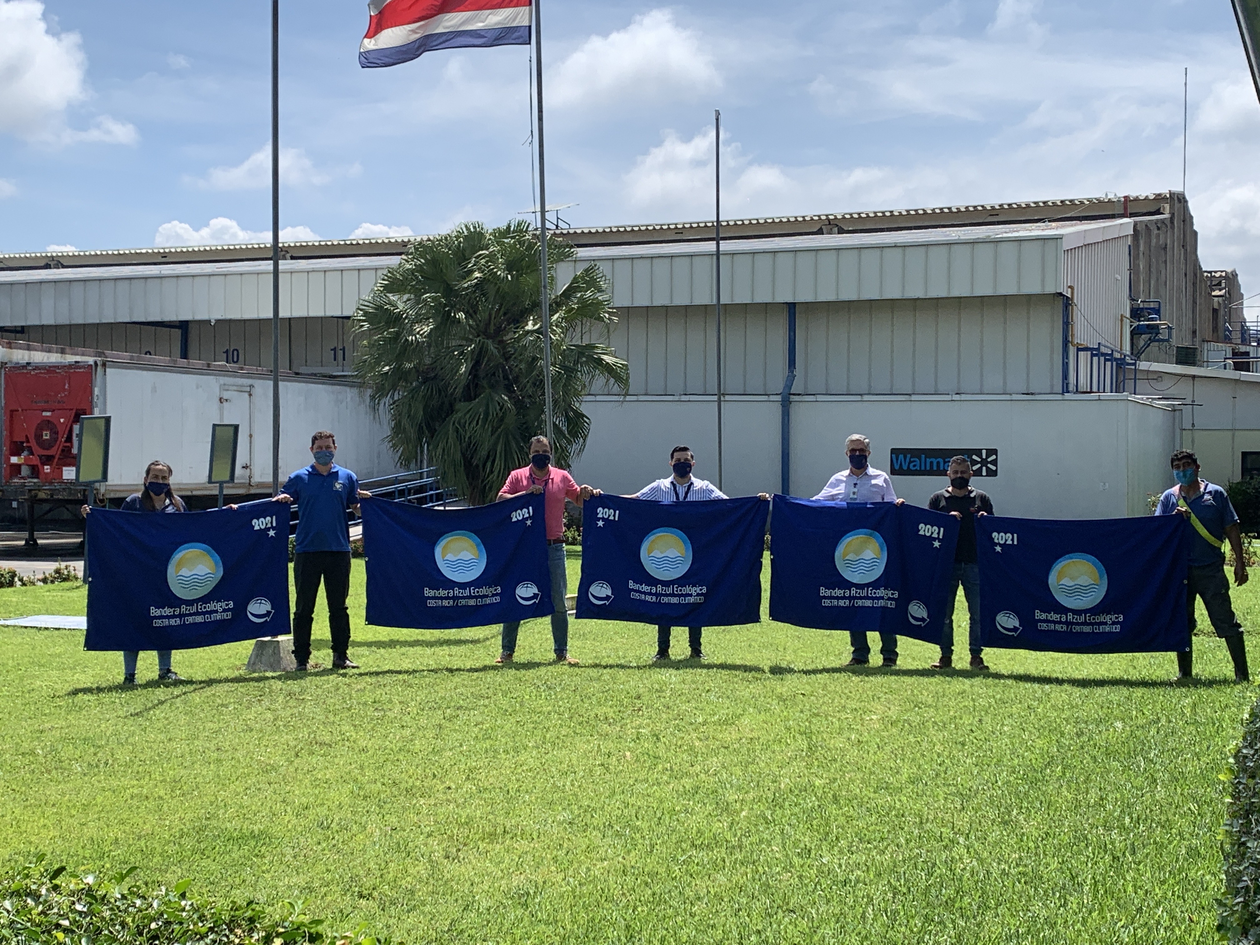 Cinco instalaciones de Walmart fueron galardonadas por el Programa Bandera Azul Ecológica